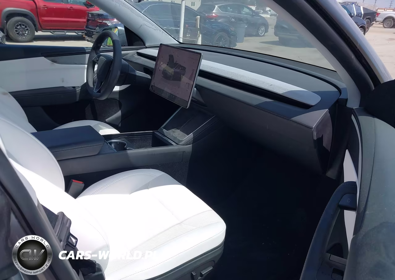 2026 Tesla Model Y All-Wheel Drive-Long Range Launch Series-Premium All-Wheel Drive VIN:7SAYGDEE1TF439758 - 5