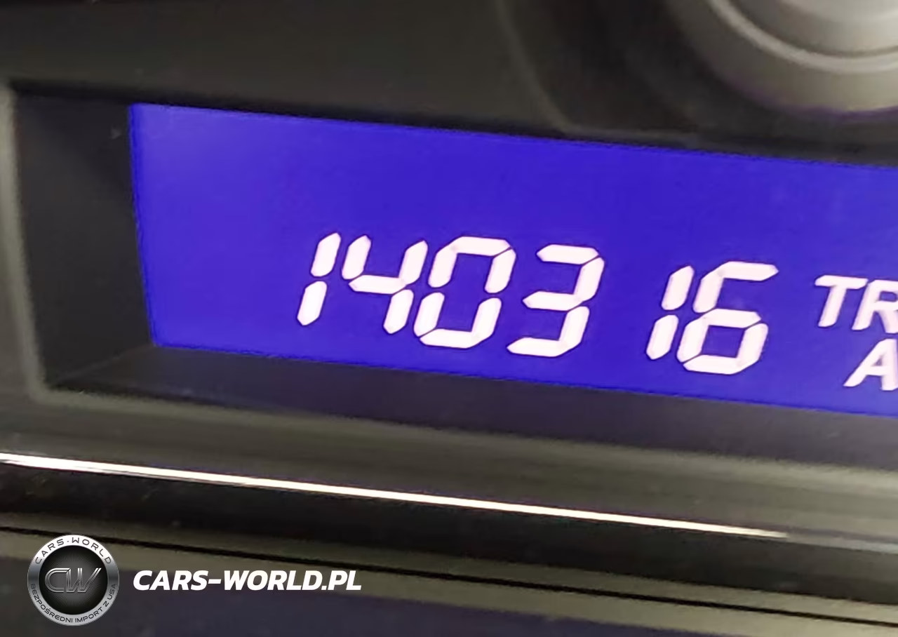 2010 Honda Civic Hybrid VIN:JHMFA3F20AS002370 - 12