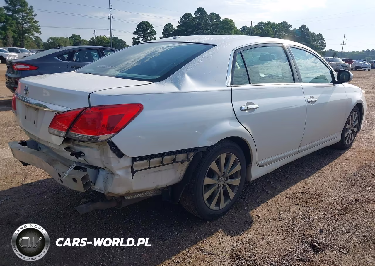 2011 Toyota Avalon Limited VIN:4T1BK3DB5BU438102 - 4