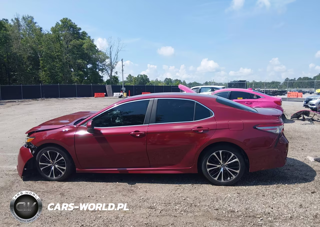 2018 Toyota Camry Se VIN:4T1B11HK7JU589359 - 15