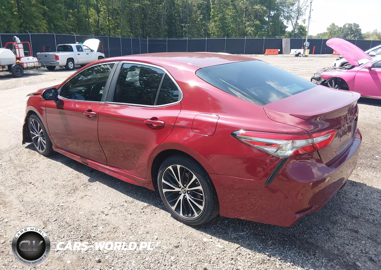 2018 Toyota Camry Se VIN:4T1B11HK7JU589359 - 3