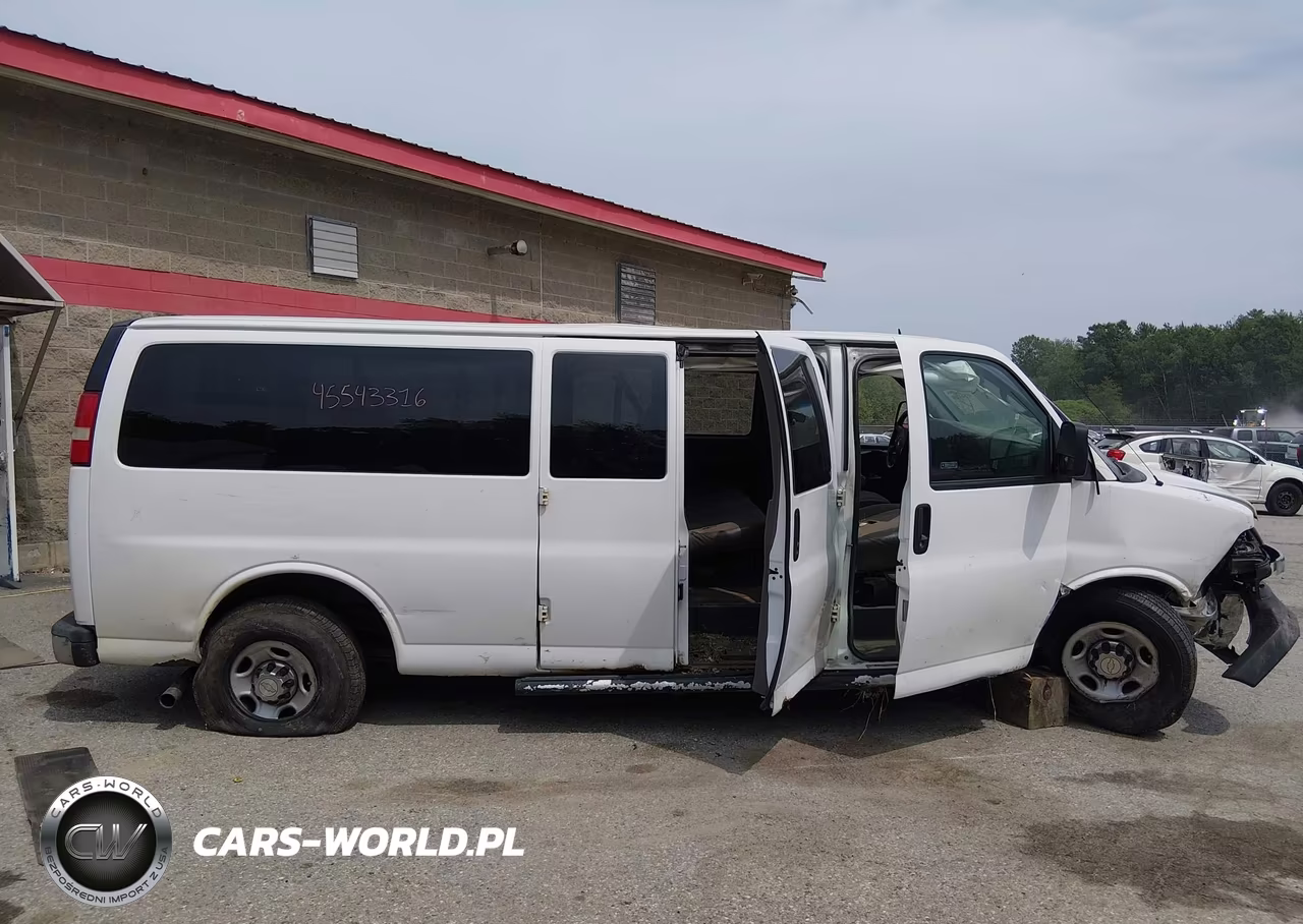 2015 Chevrolet Express 3500 Lt VIN:1GAZG1FF6F1276196 - 13