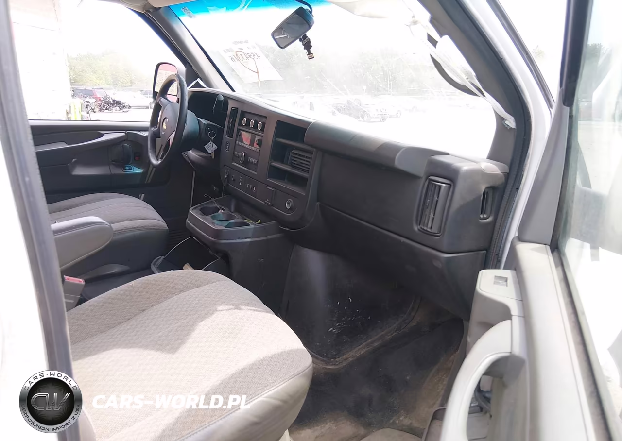 2015 Chevrolet Express 3500 Lt VIN:1GAZG1FF6F1276196 - 5