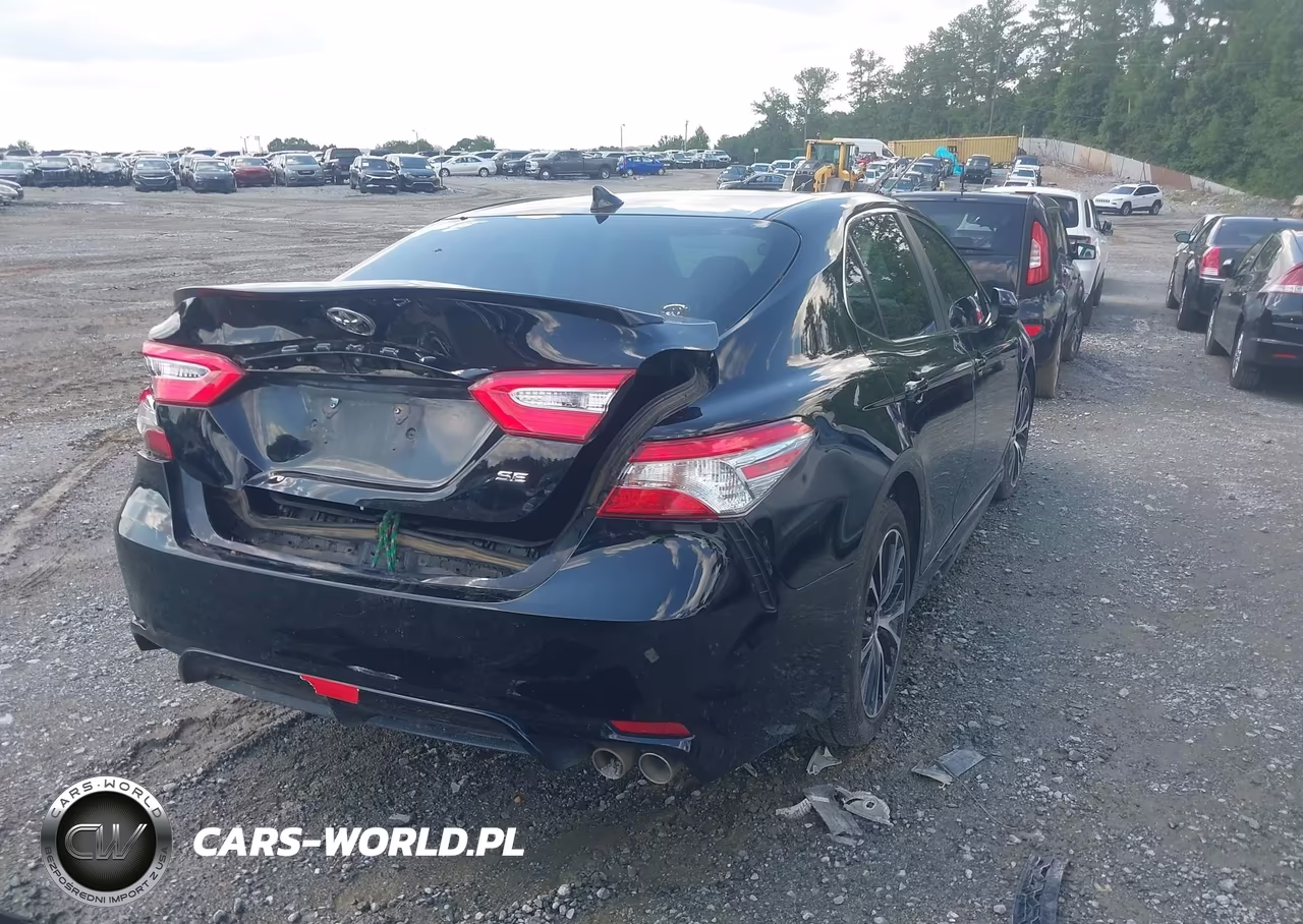 2020 Toyota Camry Se VIN:4T1G11AK0LU504056 - 4