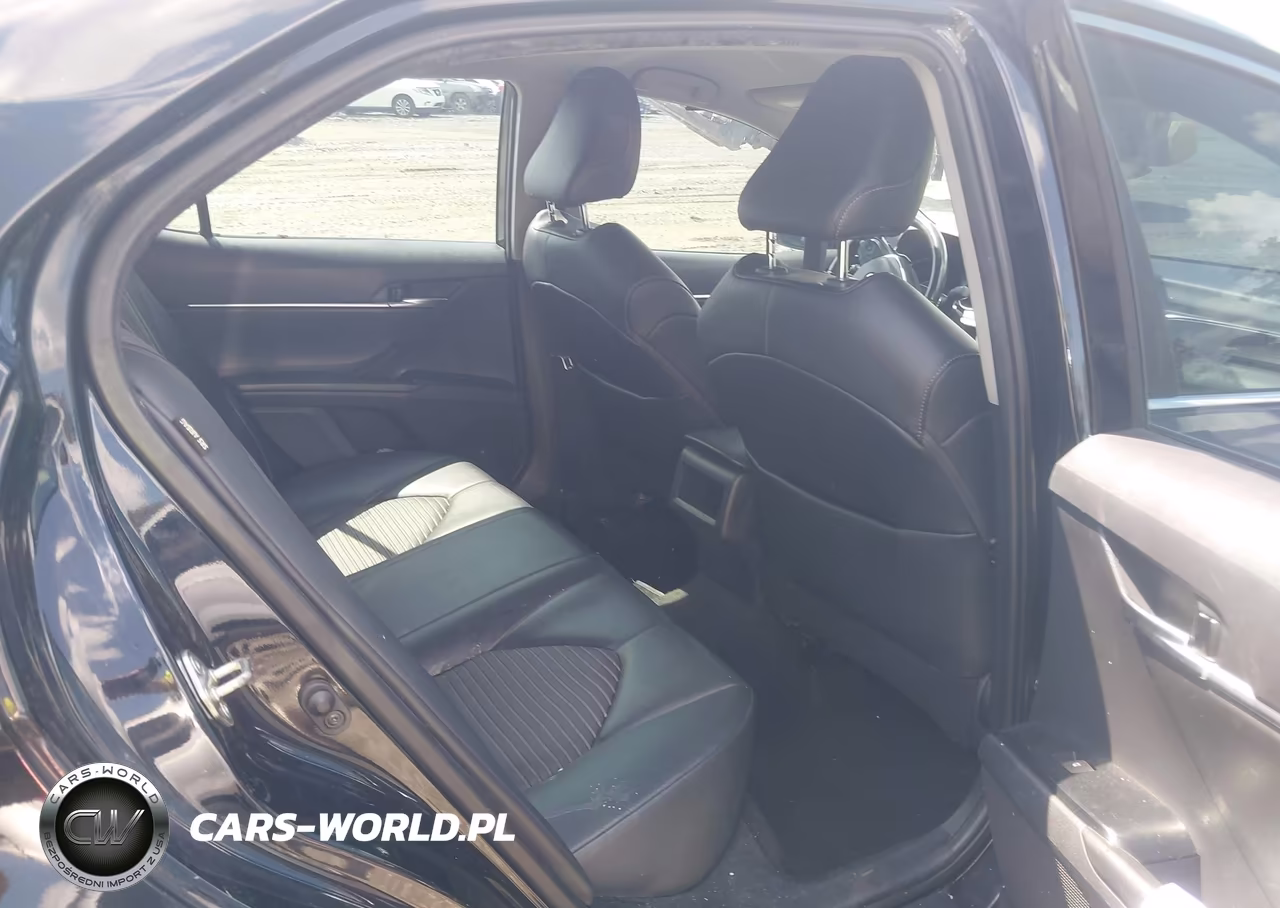 2020 Toyota Camry Se VIN:4T1G11AK0LU504056 - 8