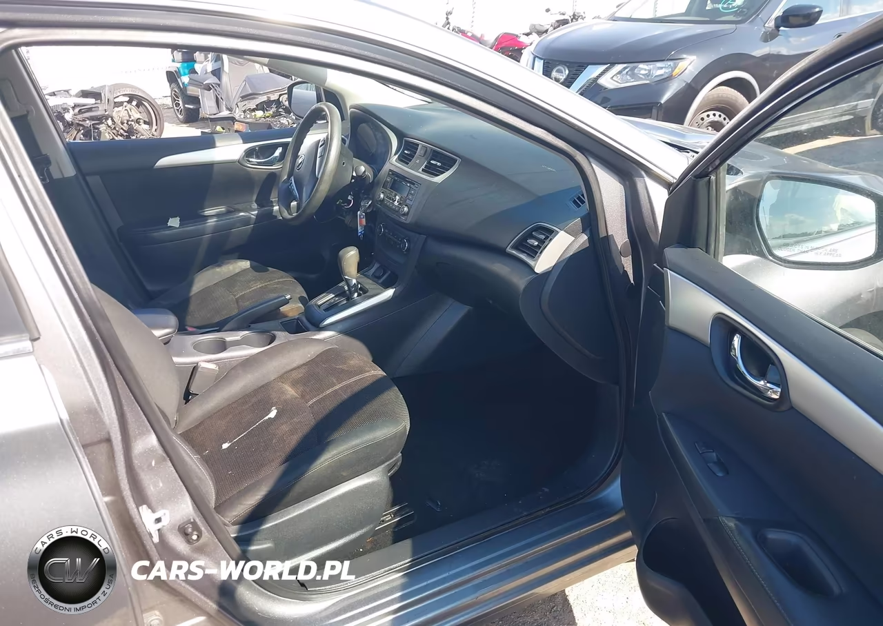 2017 Nissan Sentra S VIN:3N1AB7AP1HY331323 - 5
