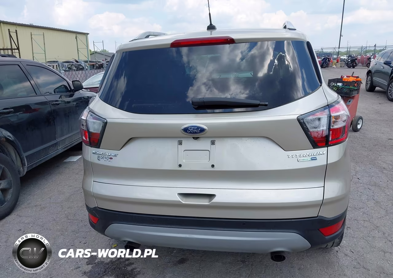 2017 Ford Escape Titanium VIN:1FMCU9JD2HUA87679 - 16