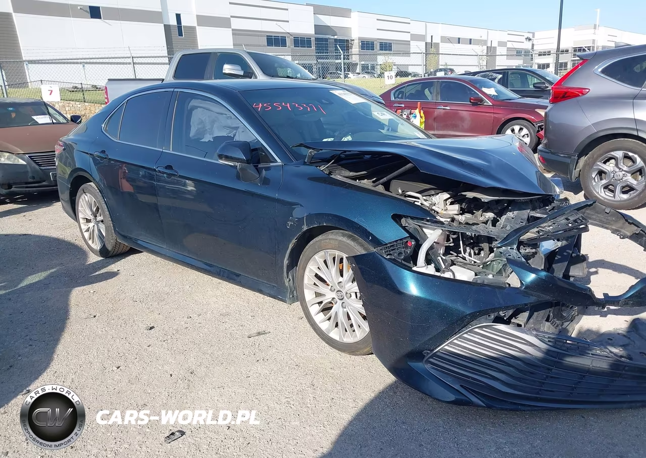 2020 Toyota Camry Xle