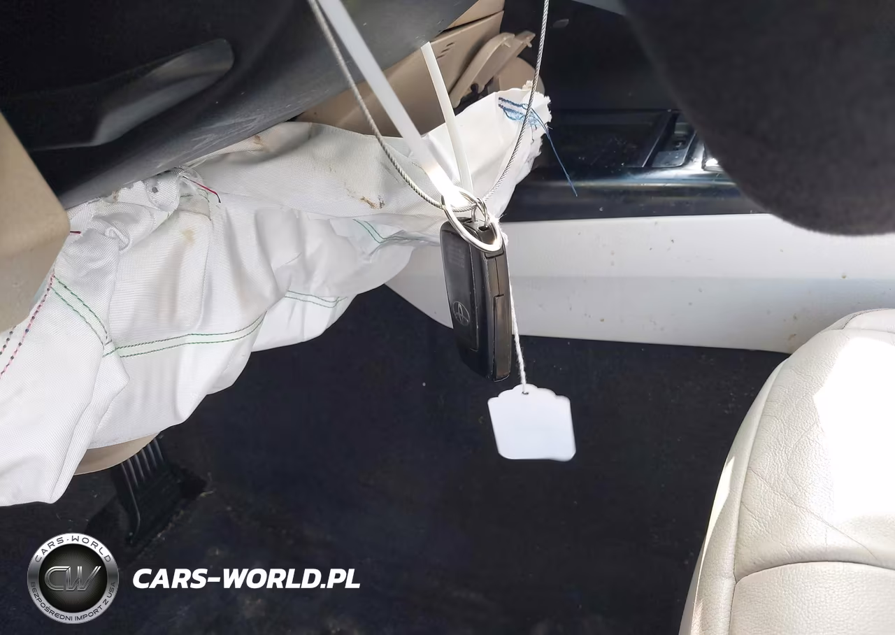 2020 Toyota Camry Xle VIN:4T1F11AK2LU878745 - 11