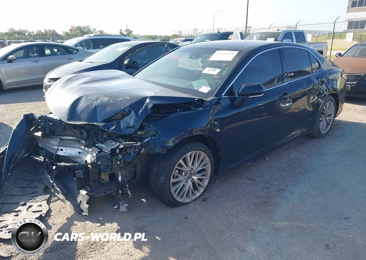 2020 Toyota Camry Xle VIN:4T1F11AK2LU878745 - 2