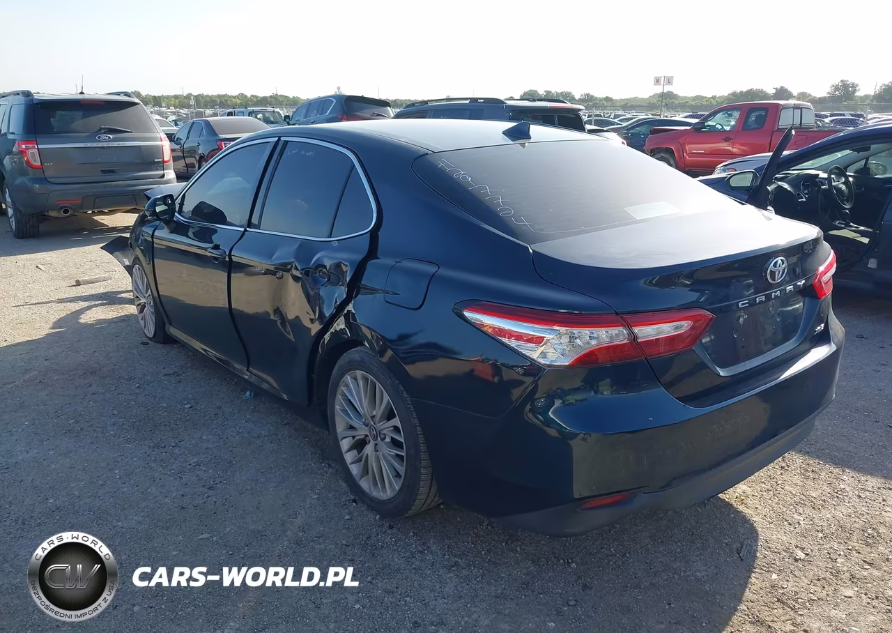 2020 Toyota Camry Xle VIN:4T1F11AK2LU878745 - 3