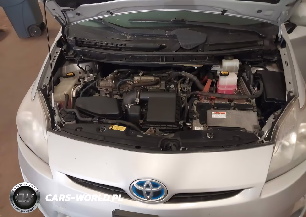 2011 Toyota Prius Three VIN:JTDKN3DU4B0270196 - 10