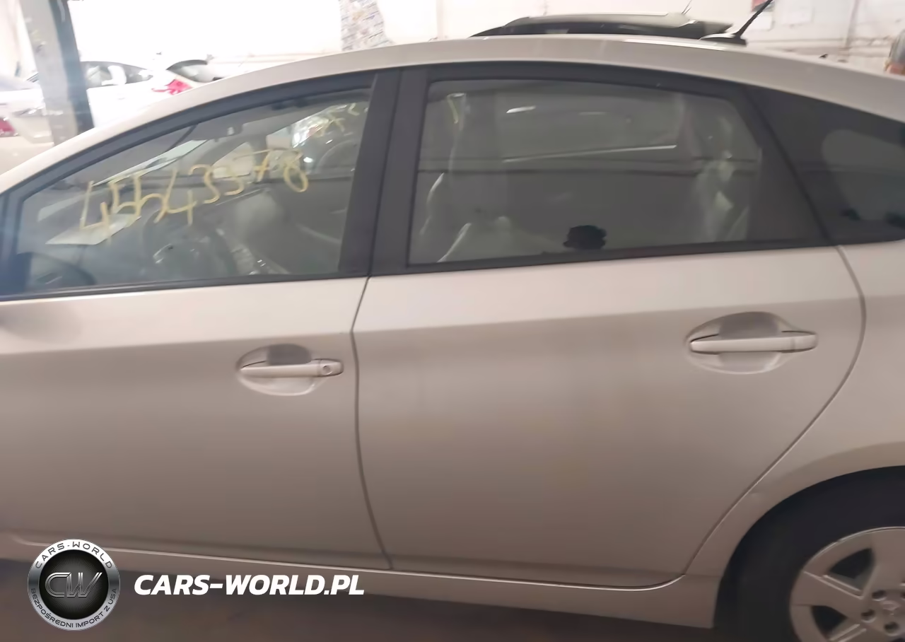 2011 Toyota Prius Three VIN:JTDKN3DU4B0270196 - 14
