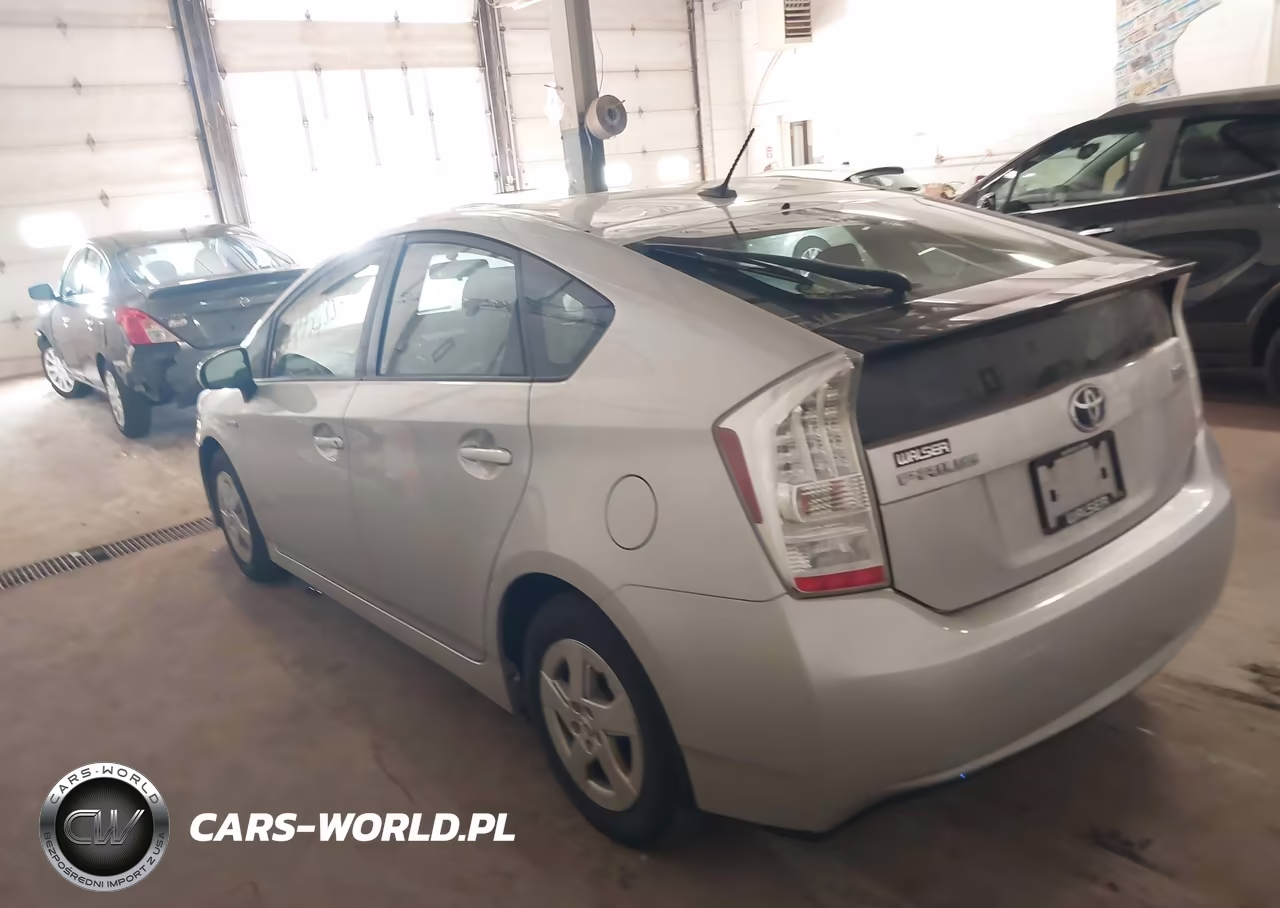 2011 Toyota Prius Three VIN:JTDKN3DU4B0270196 - 3