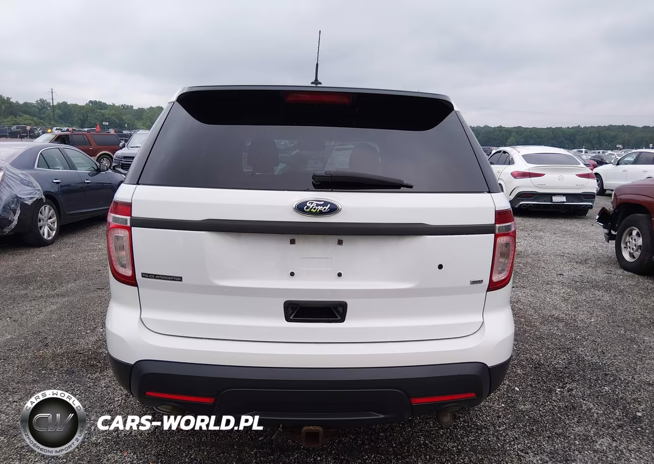 2015 Ford Utility Police Interceptor VIN:1FM5K8ARXFGC09057 - 16