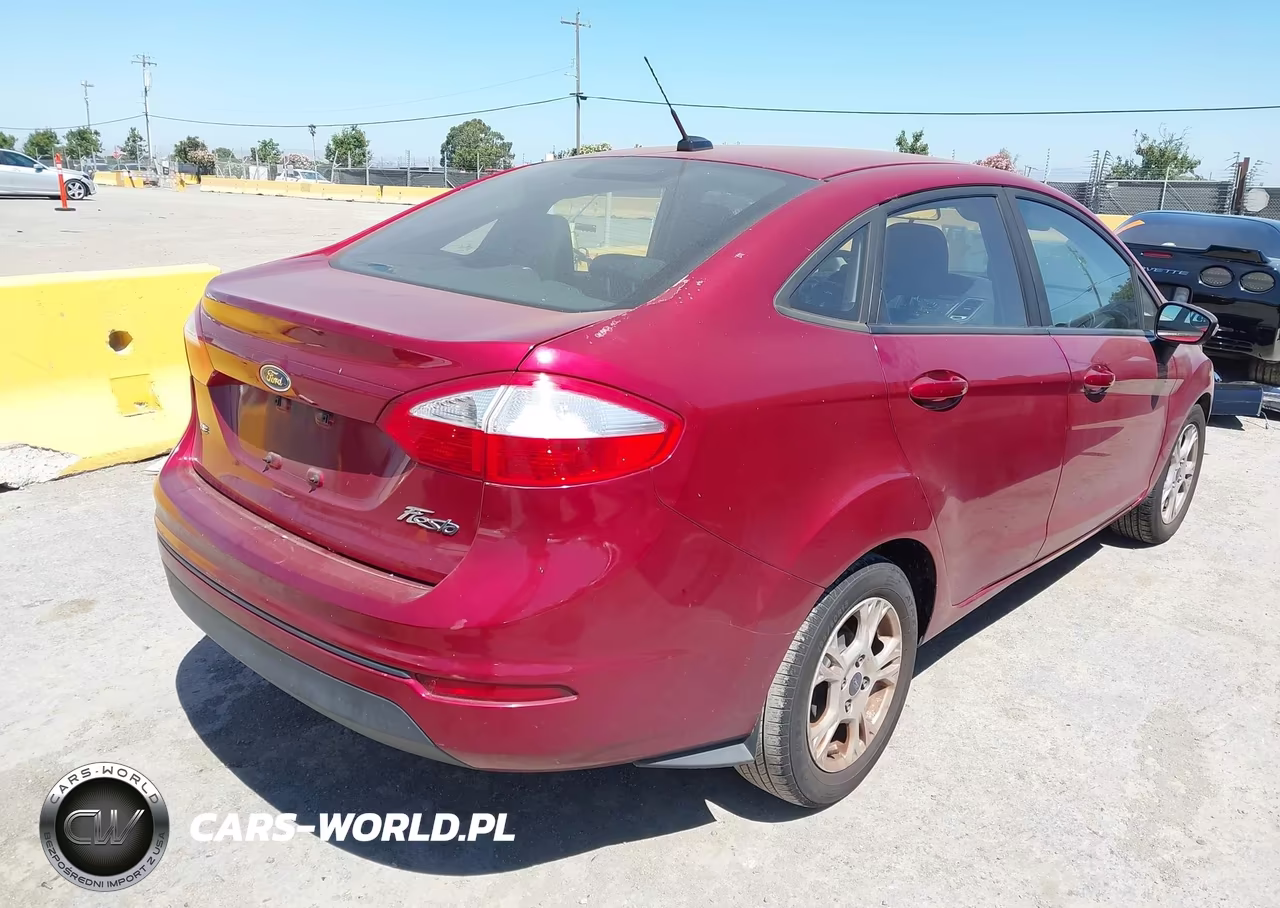 2015 Ford Fiesta Se VIN:3FADP4BJ4FM172523 - 4