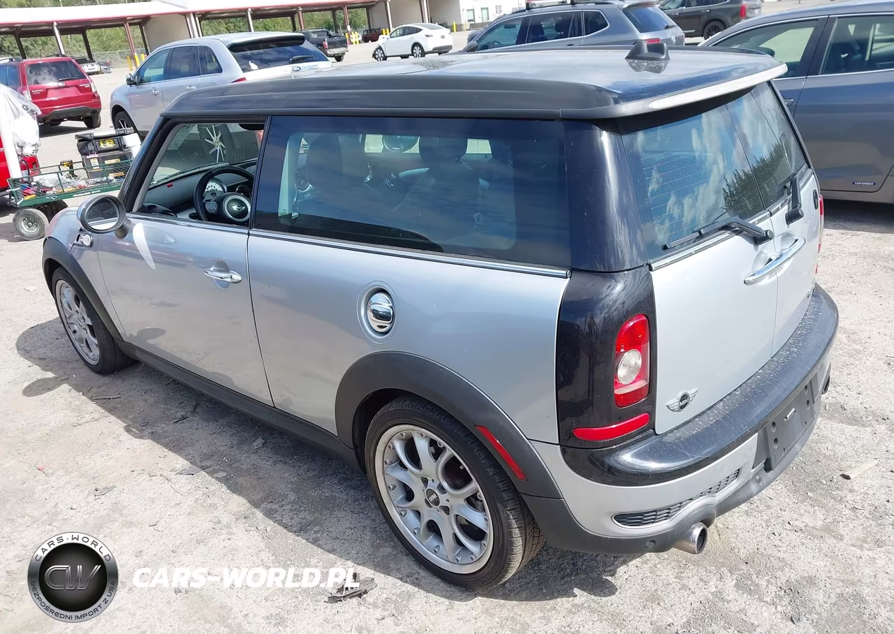 2009 Mini Cooper S Clubman VIN:WMWMM33519TP92621 - 3