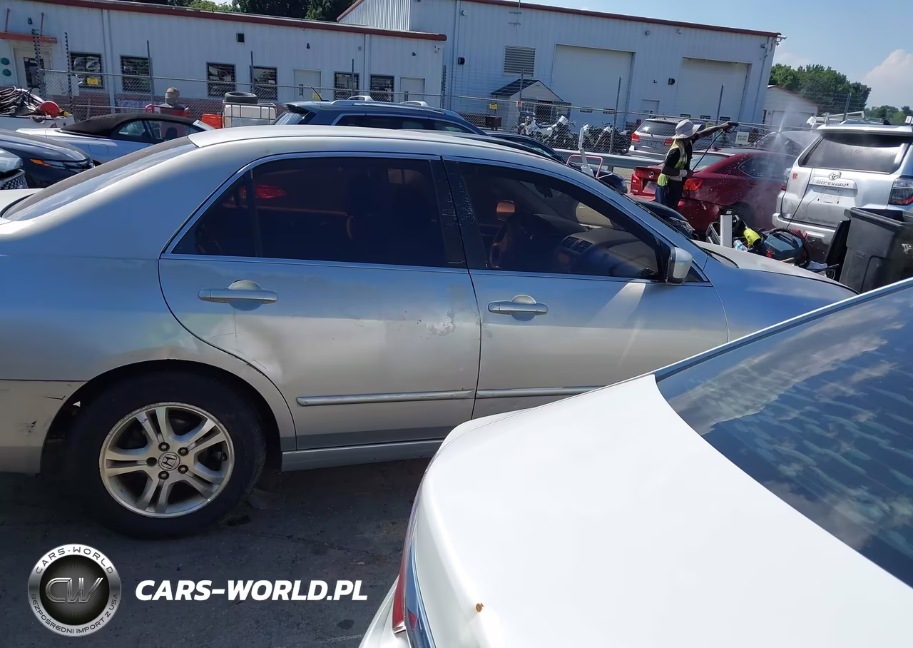 2007 Honda Accord 2.4 Se VIN:JHMCM56397C020318 - 13