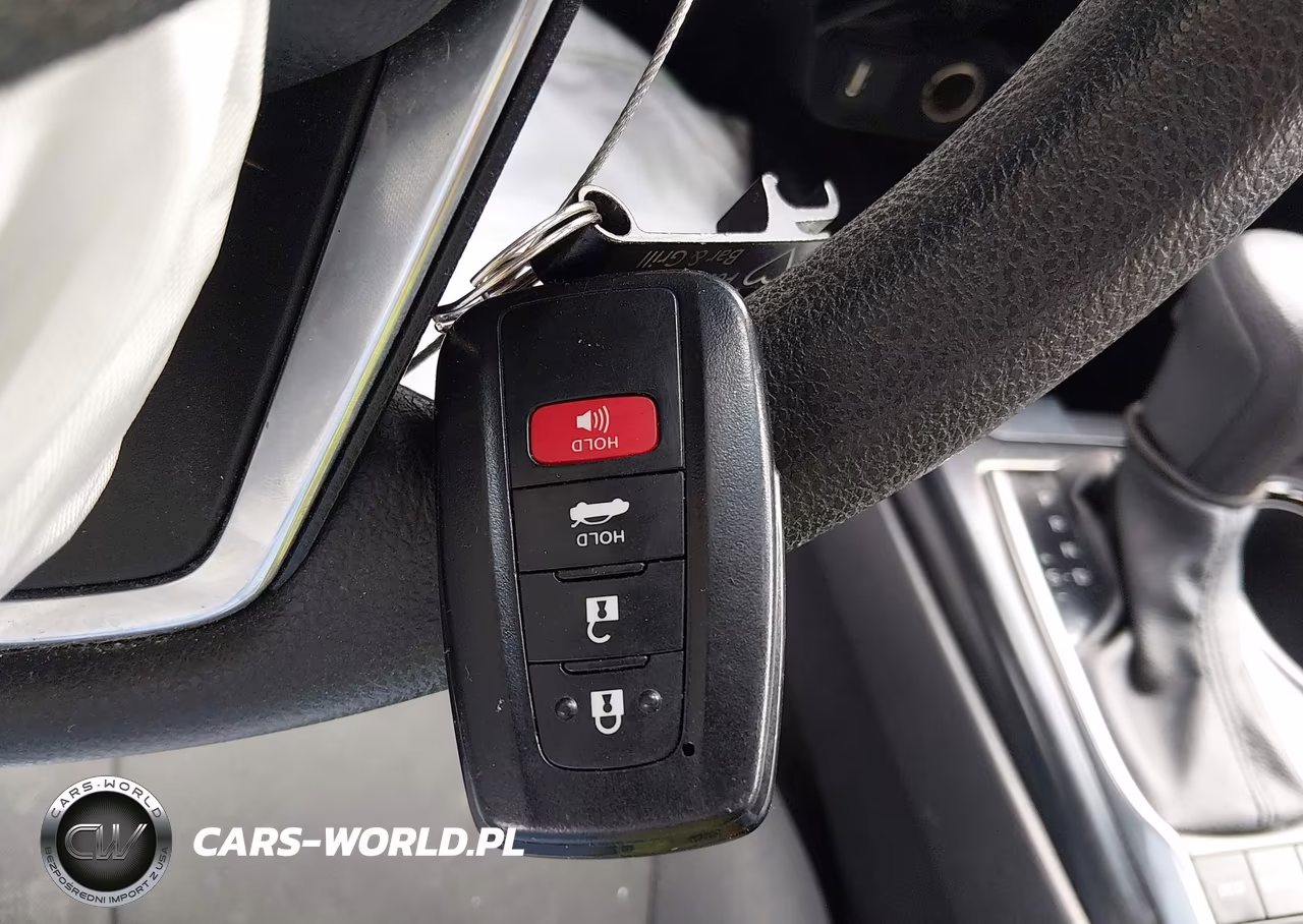 2020 Toyota Camry Le Hybrid VIN:4T1C31AK2LU519859 - 11