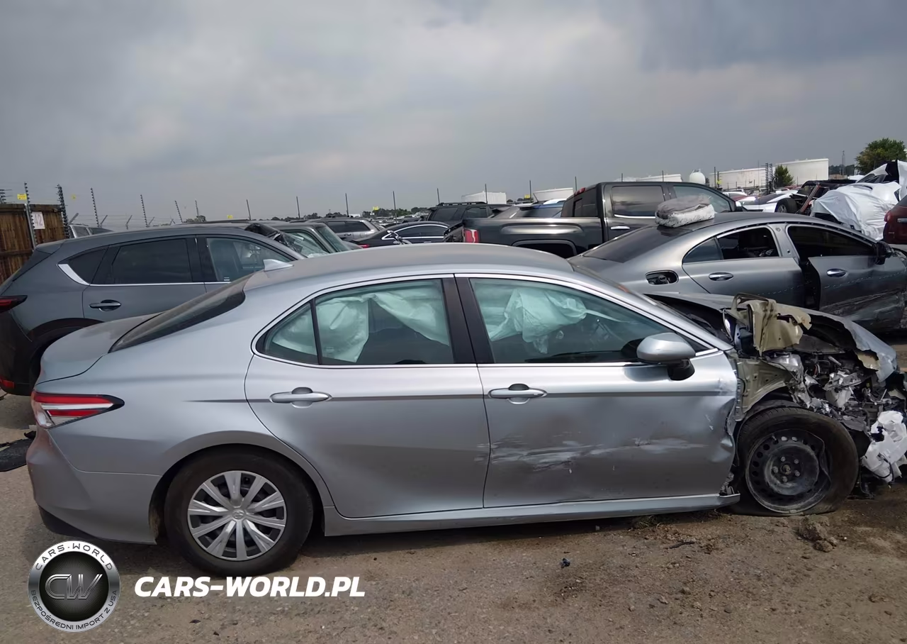 2020 Toyota Camry Le Hybrid VIN:4T1C31AK2LU519859 - 14