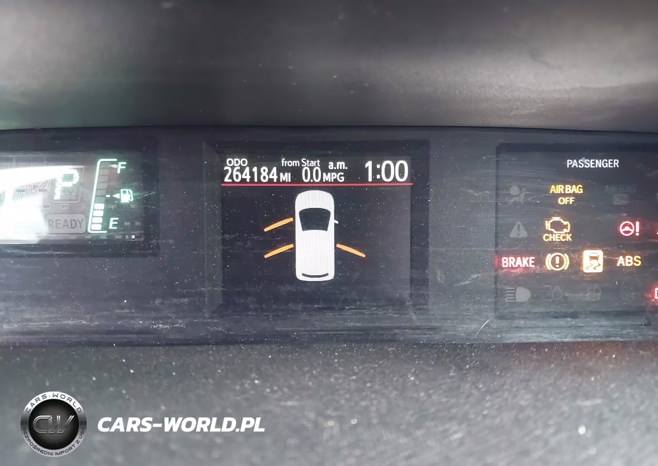 2012 Toyota Prius C One VIN:JTDKDTB35C1508100 - 7