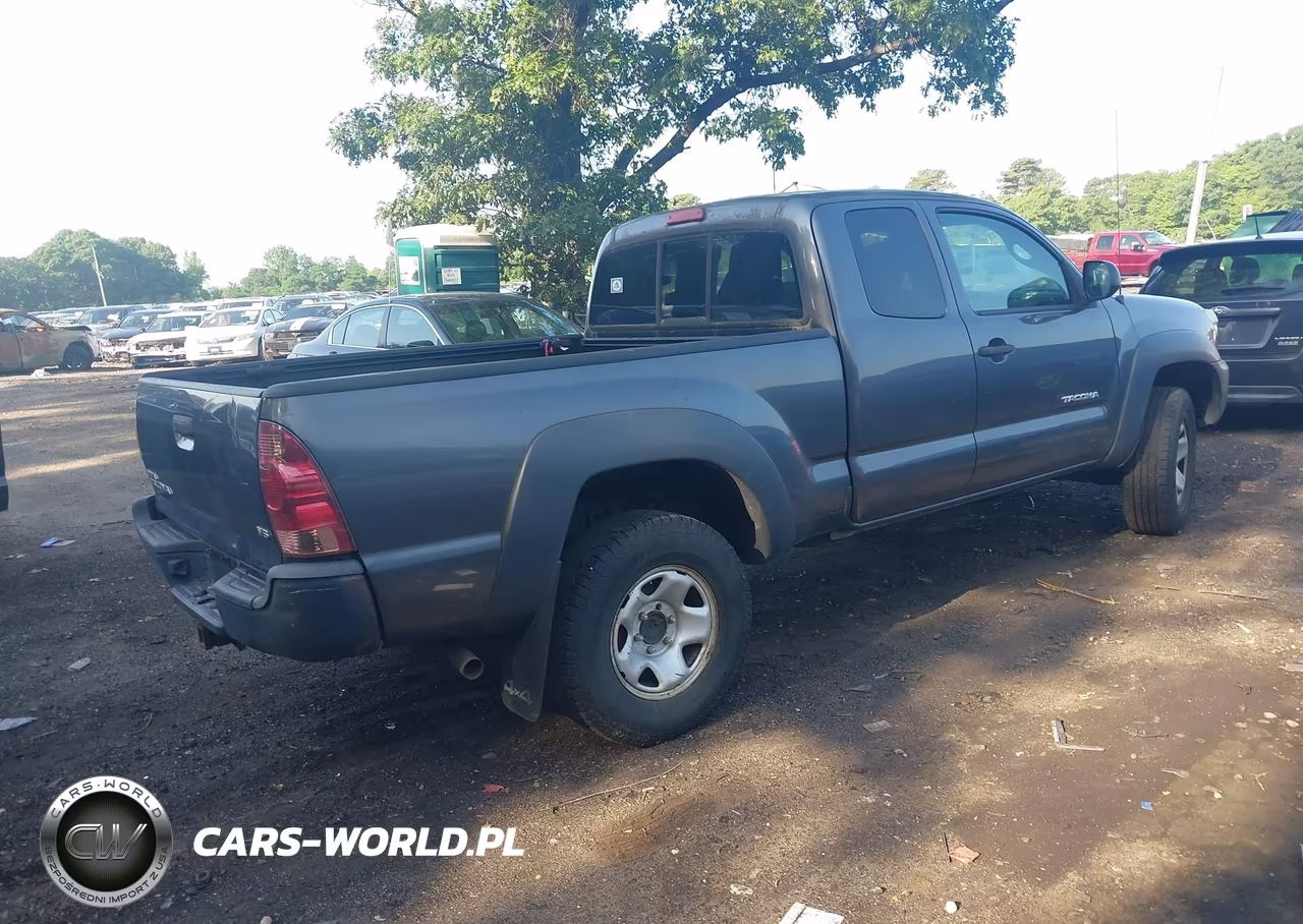 2013 Toyota Tacoma Base V6 VIN:5TFUU4EN6DX056801 - 4