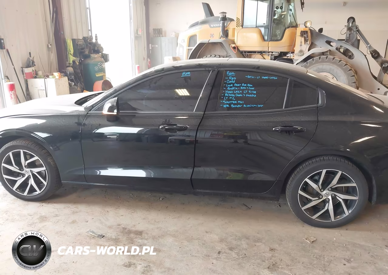 2020 Volvo S60 T5 Momentum VIN:7JR102FK0LG047423 - 14