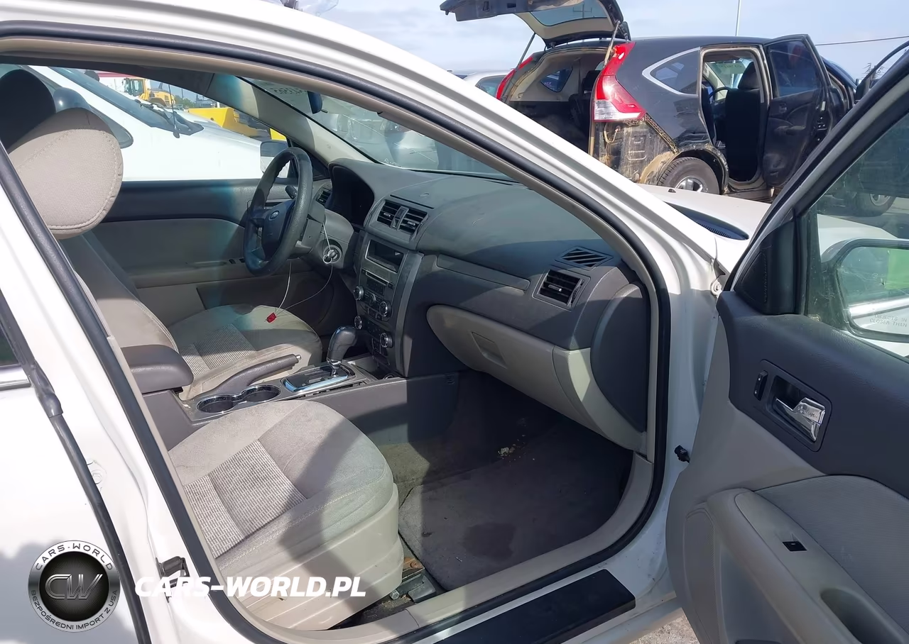 2010 Ford Fusion Se VIN:3FAHP0HG8AR417731 - 5