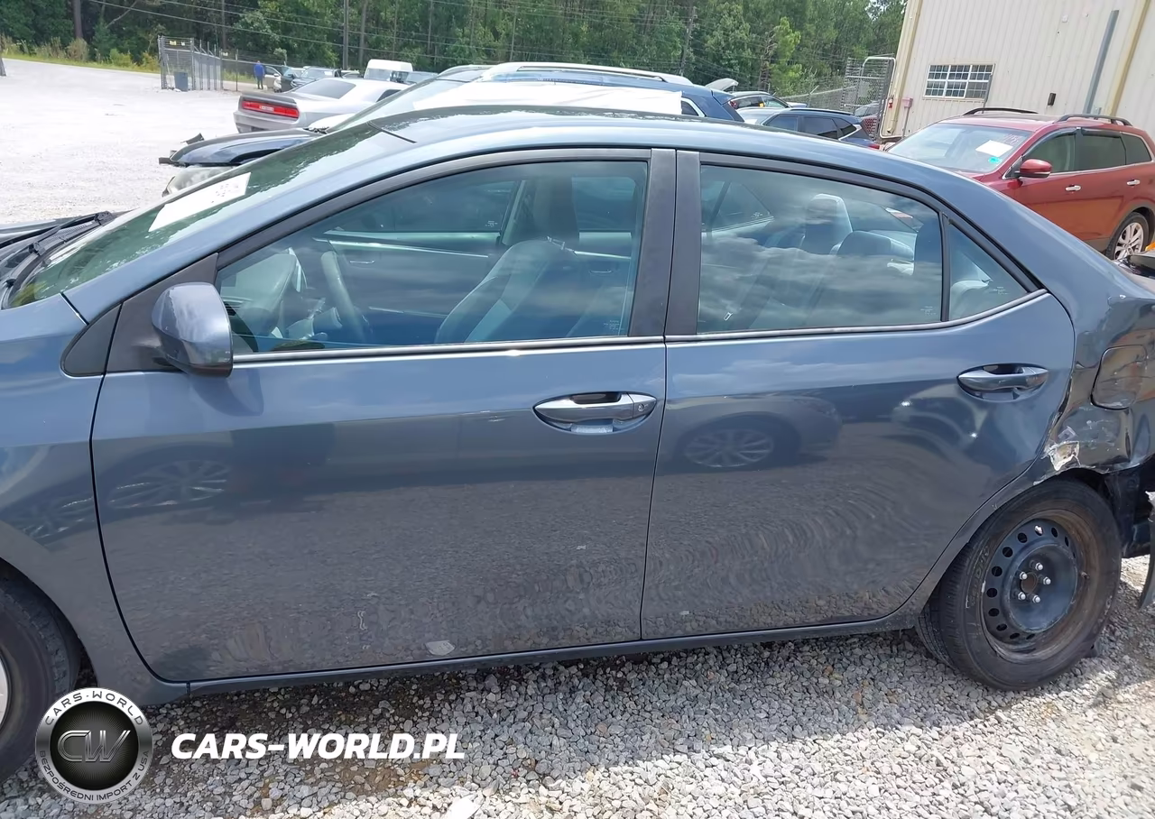2018 Toyota Corolla Le VIN:2T1BURHE8JC094895 - 14
