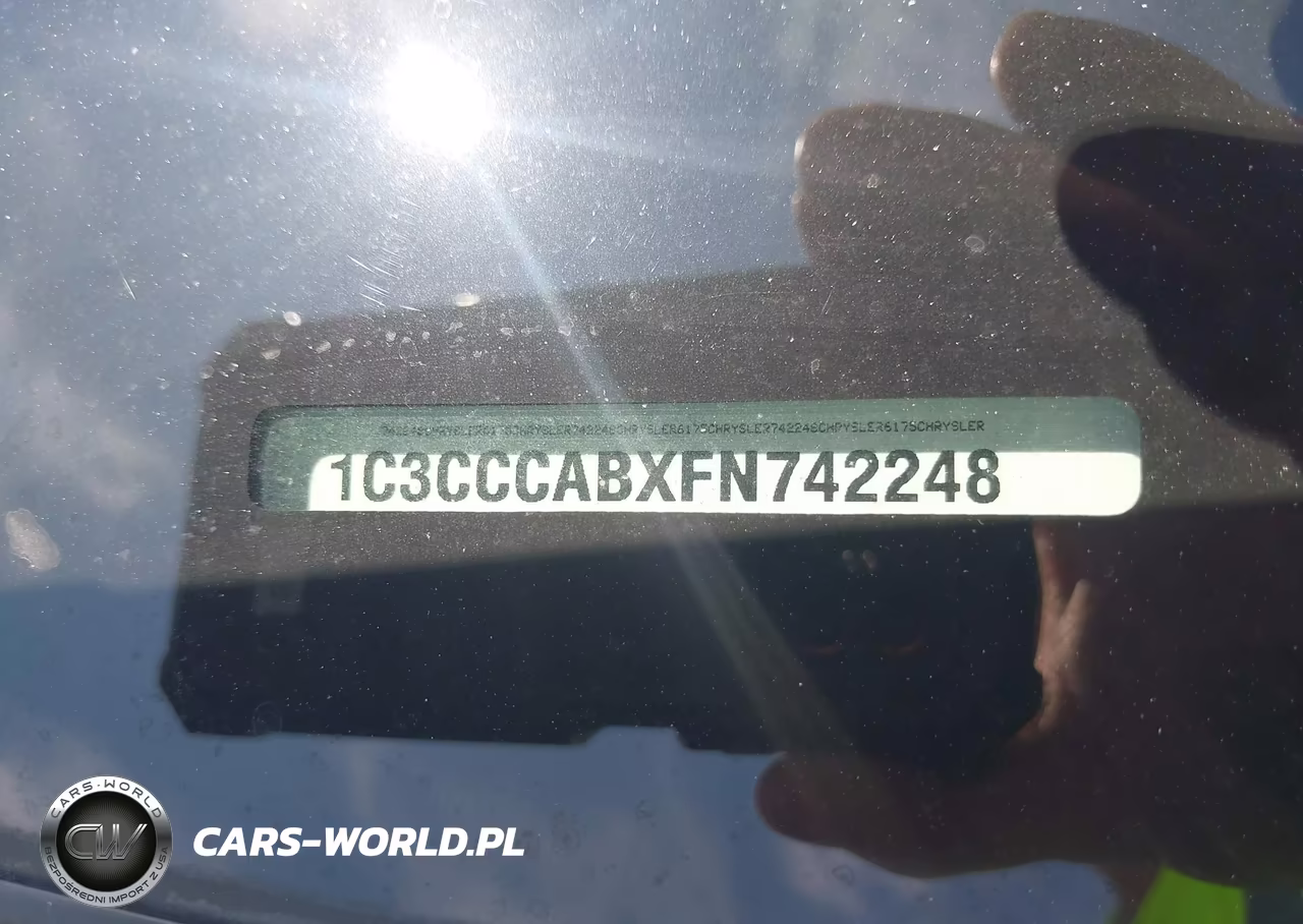 2015 Chrysler 200 Limited VIN:1C3CCCABXFN742248 - 12
