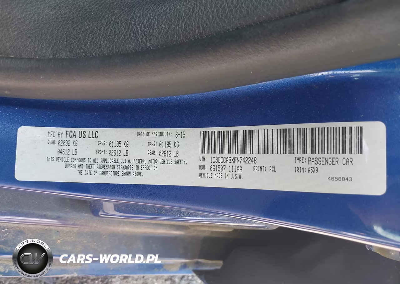 2015 Chrysler 200 Limited VIN:1C3CCCABXFN742248 - 9