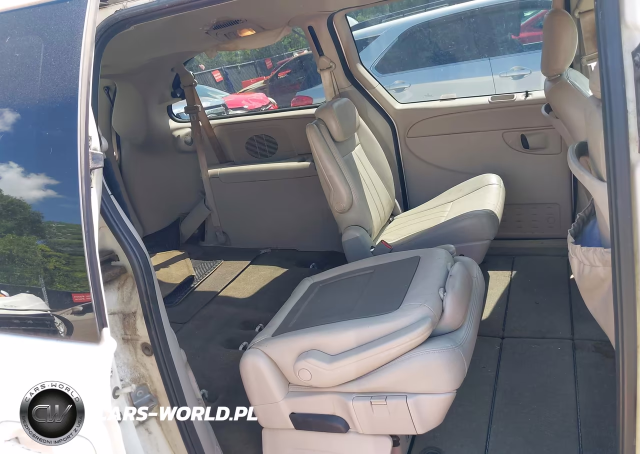 2007 Dodge Grand Caravan Sxt VIN:2D4GP44L07R344792 - 8