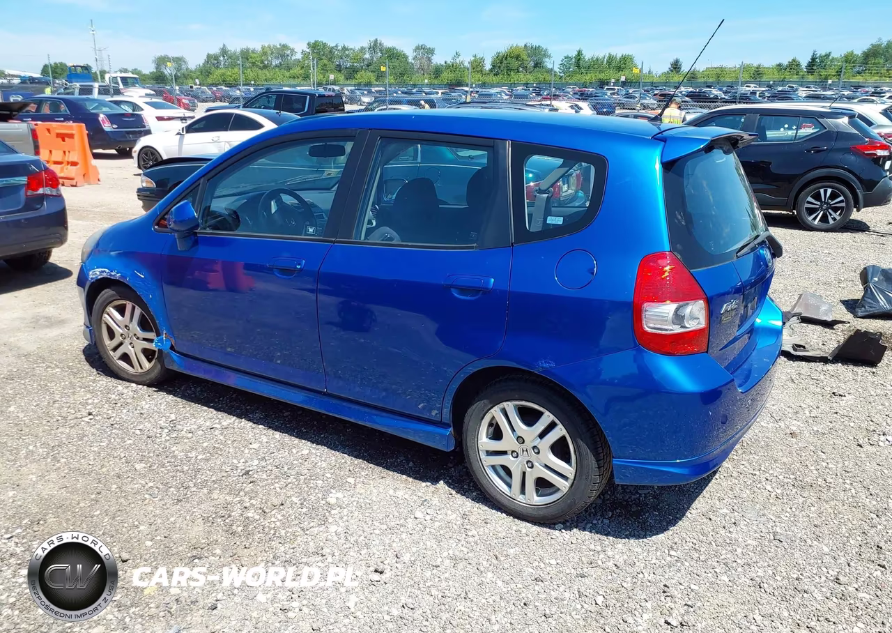 2007 Honda Fit Sport VIN:JHMGD38657S053464 - 3