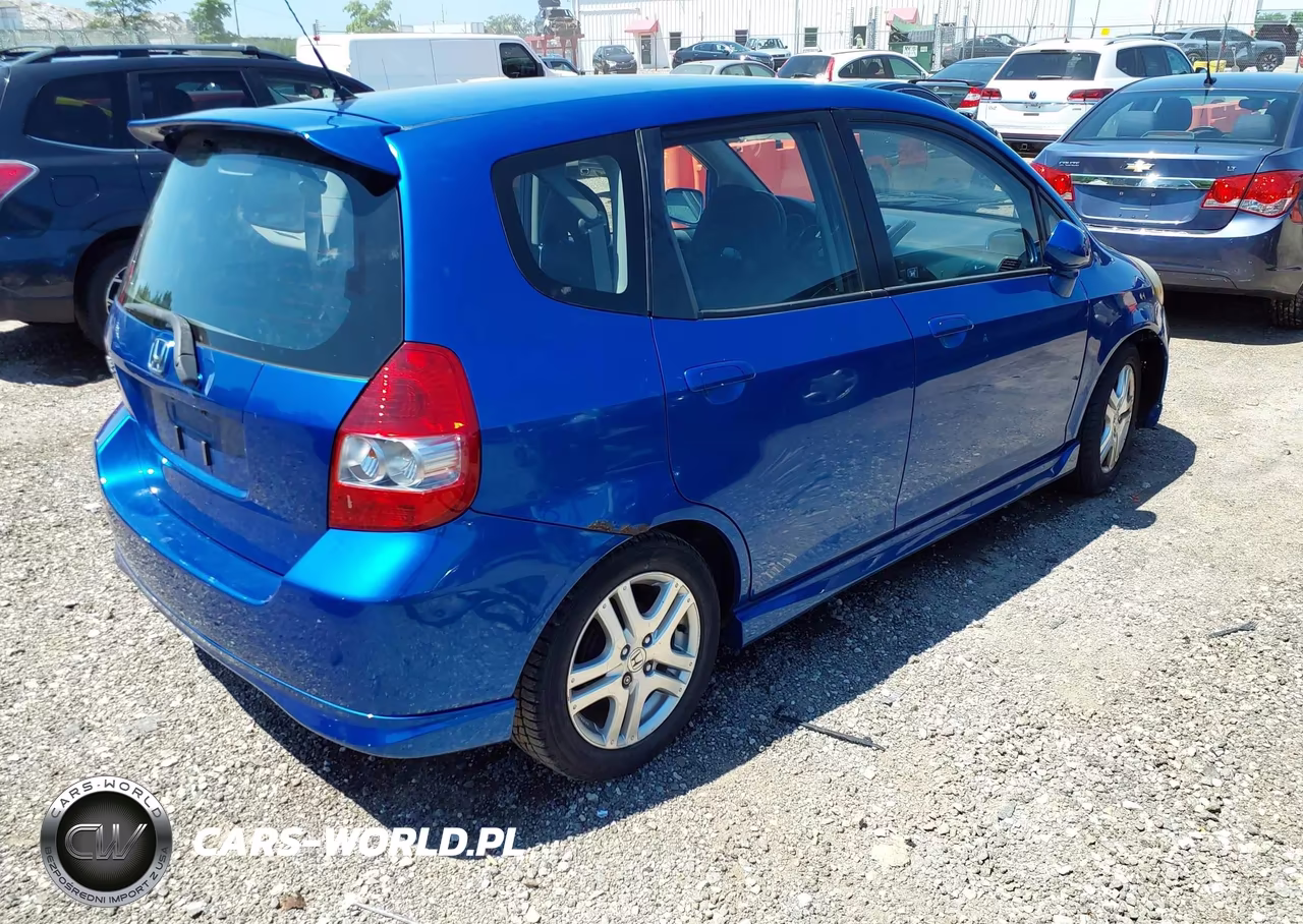 2007 Honda Fit Sport VIN:JHMGD38657S053464 - 4
