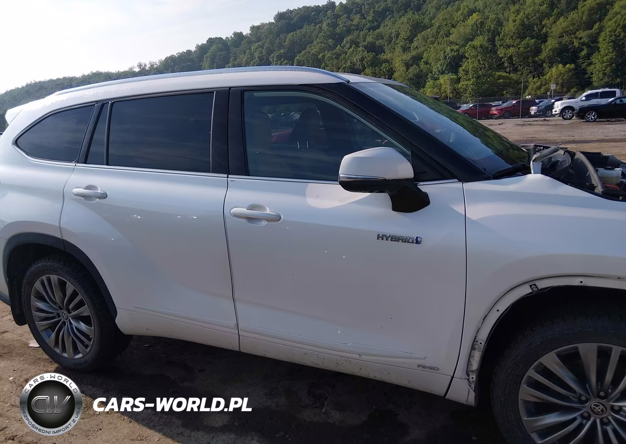 2021 Toyota Highlander Hybrid Platinum VIN:5TDEBRCH5MS017661 - 14