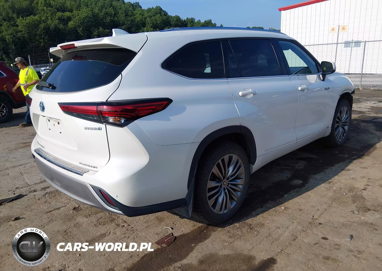 2021 Toyota Highlander Hybrid Platinum VIN:5TDEBRCH5MS017661 - 4