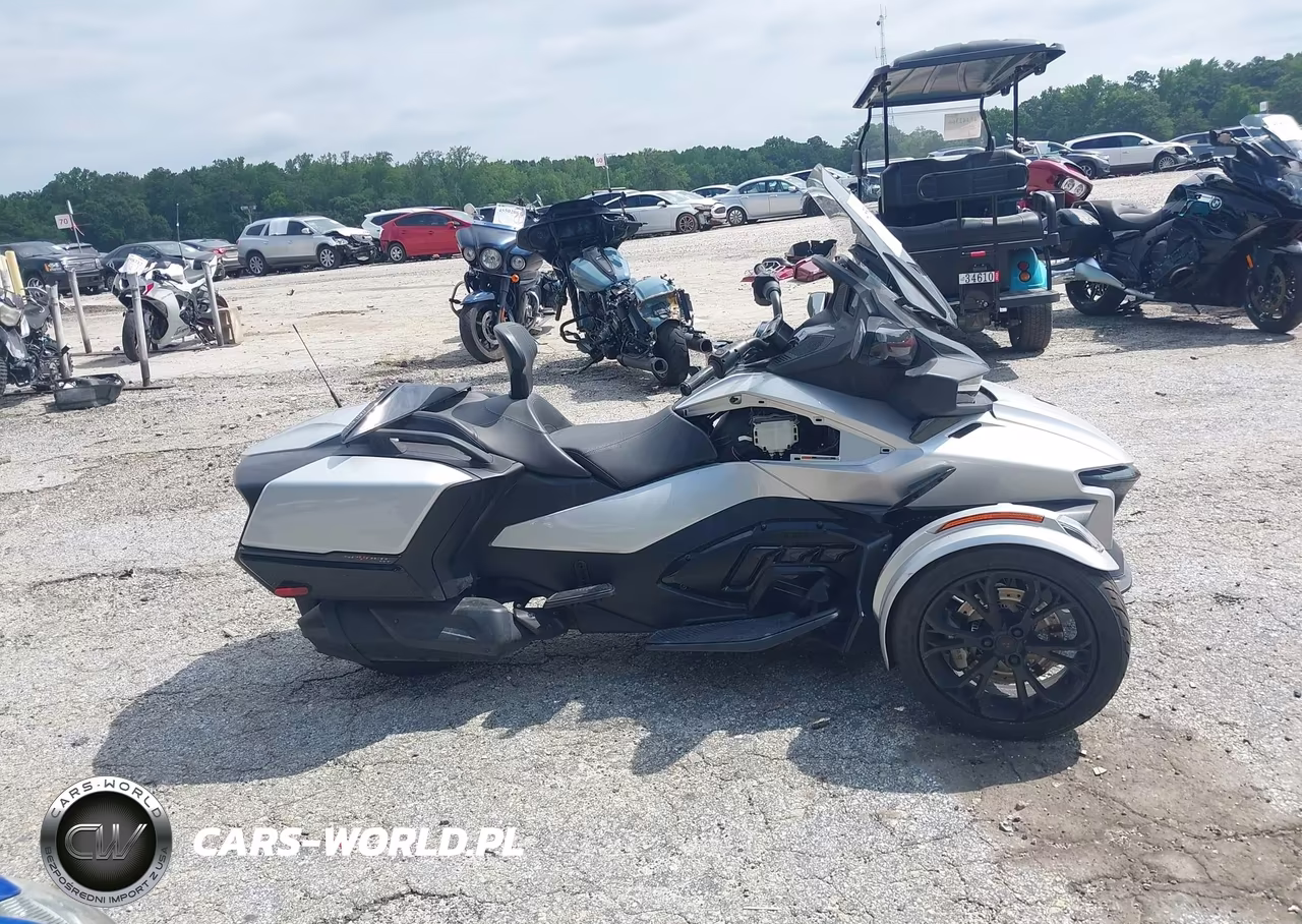 2023 Can-Am Spyder Roadster Rt-Rt Limited VIN:2BXNBDD26PV000109 - 12