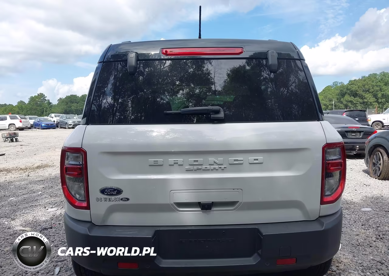 2022 Ford Bronco Sport Outer Banks VIN:3FMCR9C61NRE11871 - 17