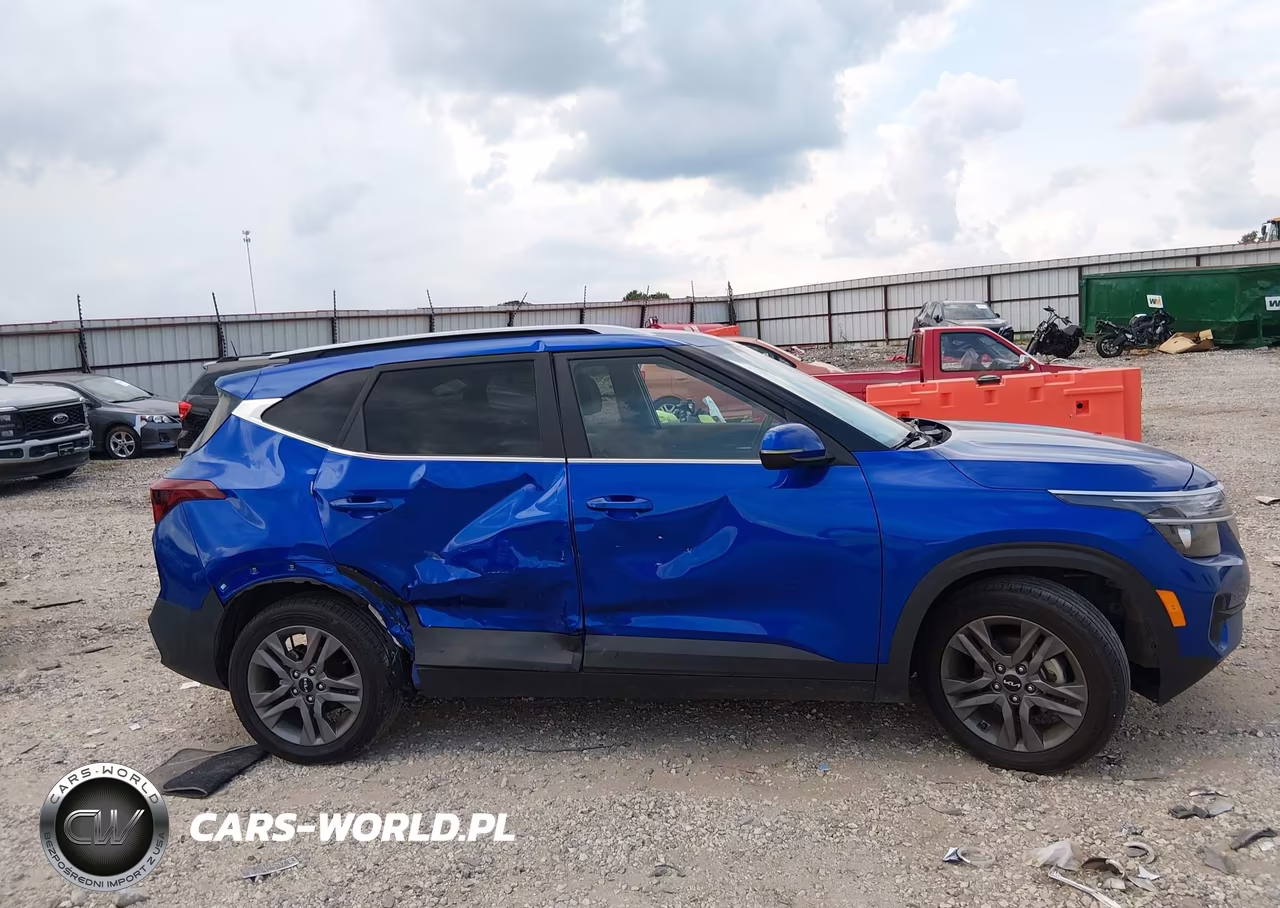 2022 Kia Seltos S VIN:KNDEU2AA0N7342835 - 13