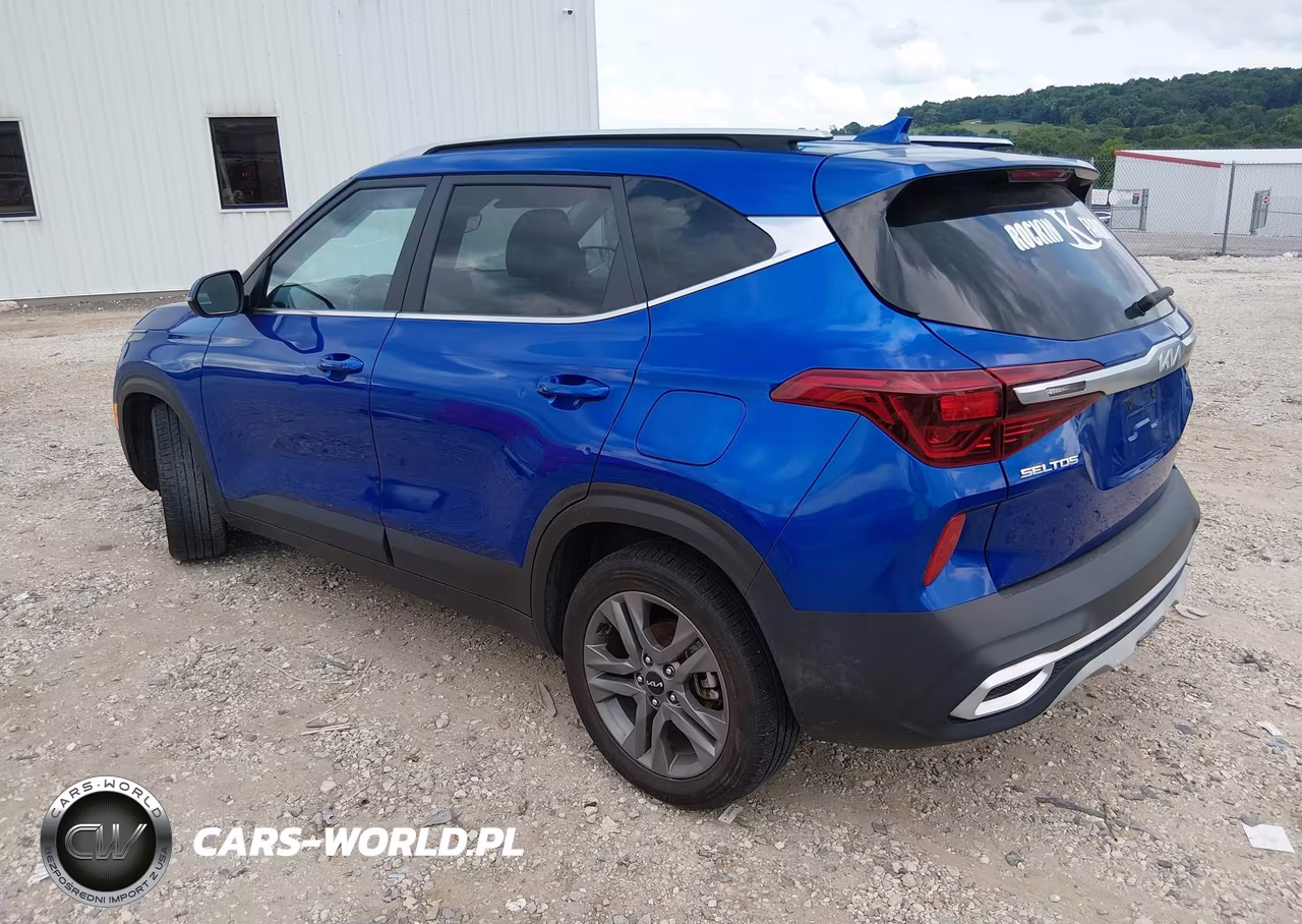 2022 Kia Seltos S VIN:KNDEU2AA0N7342835 - 3