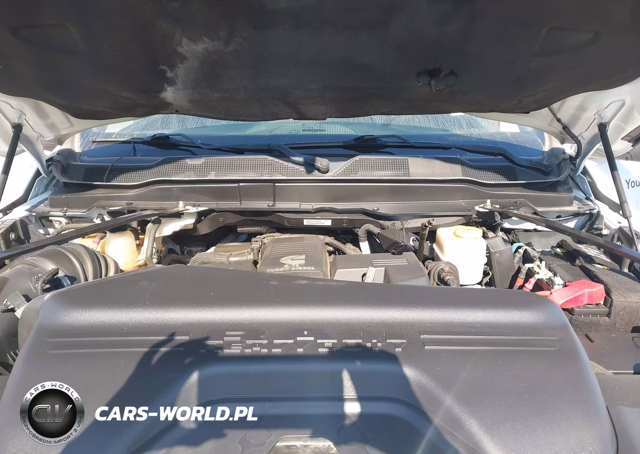 2020 Ram 3500 Chassis Tradesman-Slt VIN:3C7WRTAL3LG236672 - 9