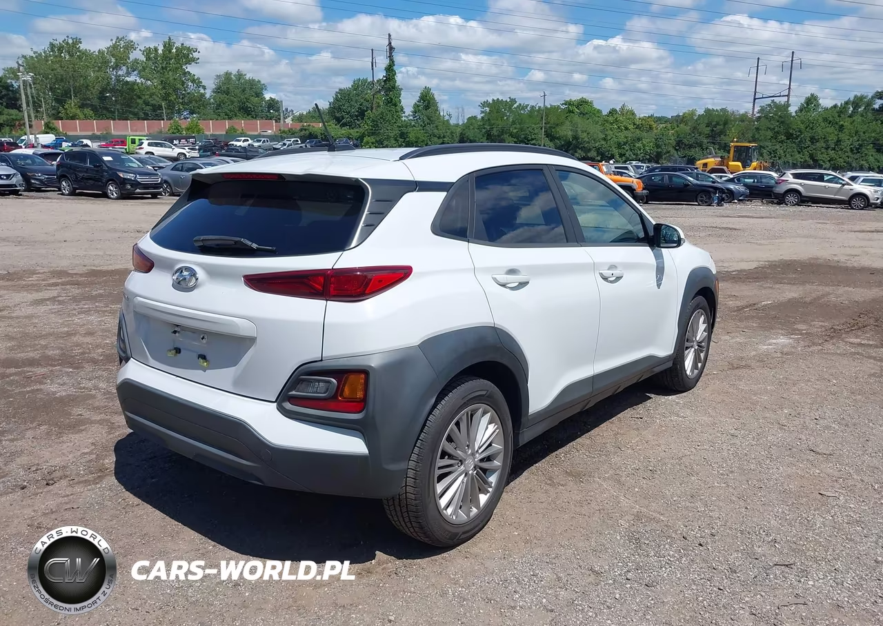 2018 Hyundai Kona Sel VIN:KM8K22AA2JU085757 - 4