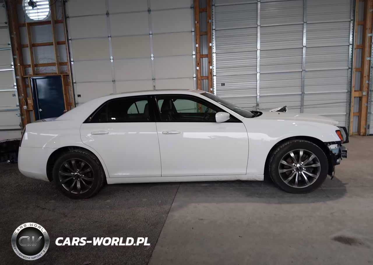 2014 Chrysler 300 300S VIN:2C3CCAGG7EH374142 - 14