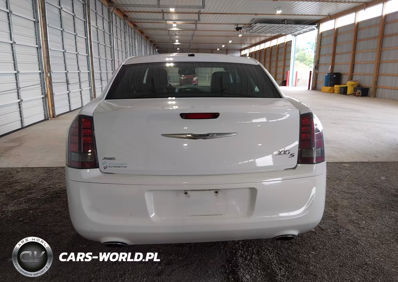 2014 Chrysler 300 300S VIN:2C3CCAGG7EH374142 - 17