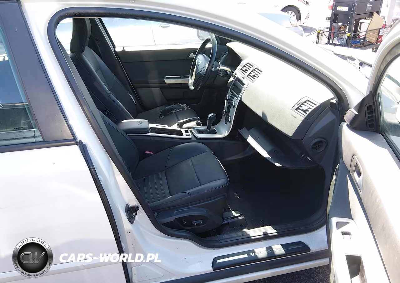 2010 Volvo S40 2.4I VIN:YV1390MSXA2500536 - 5