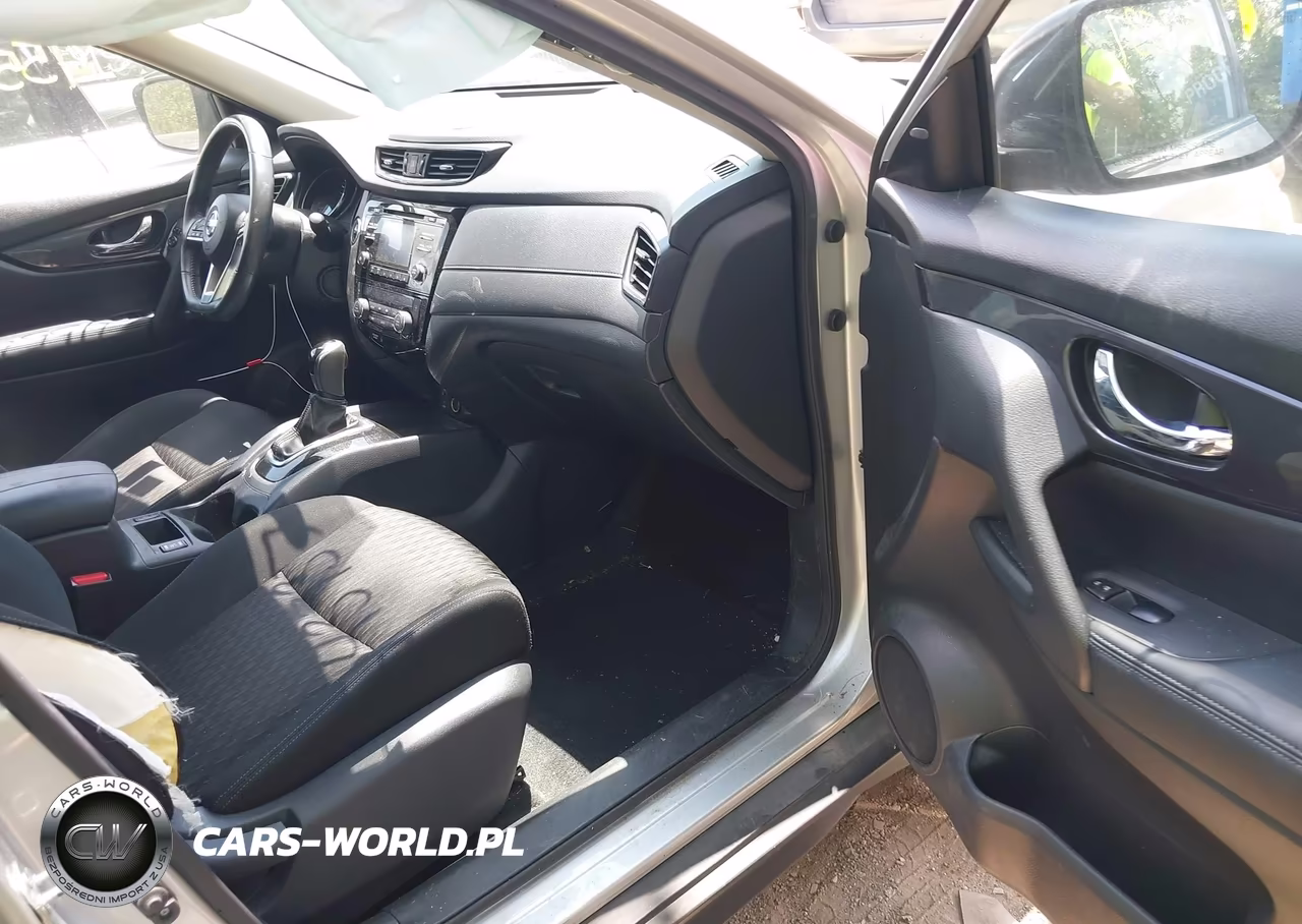 2017 Nissan Rogue Sv VIN:KNMAT2MVXHP526331 - 5