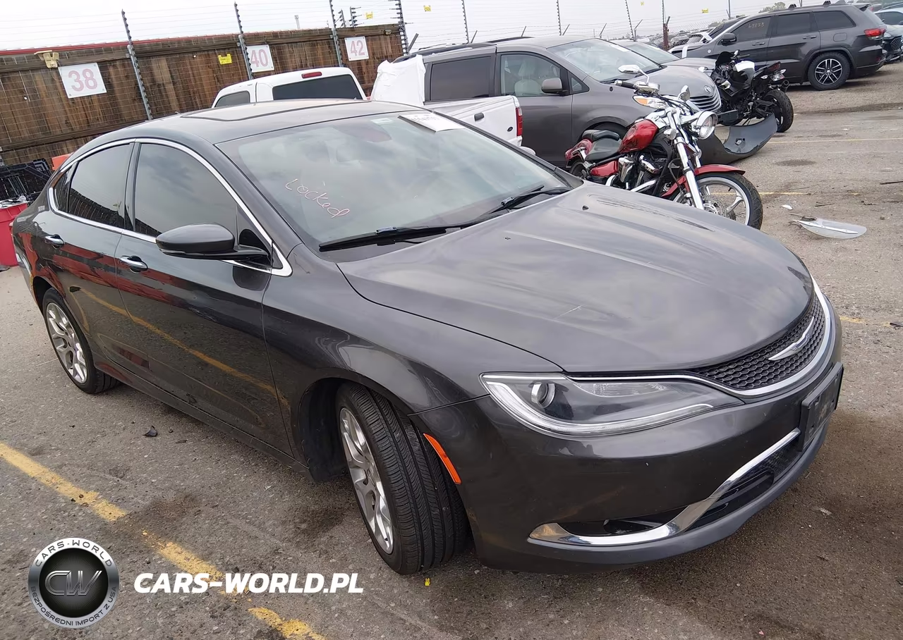 2016 Chrysler 200 C – zdjęcie 1 z 15