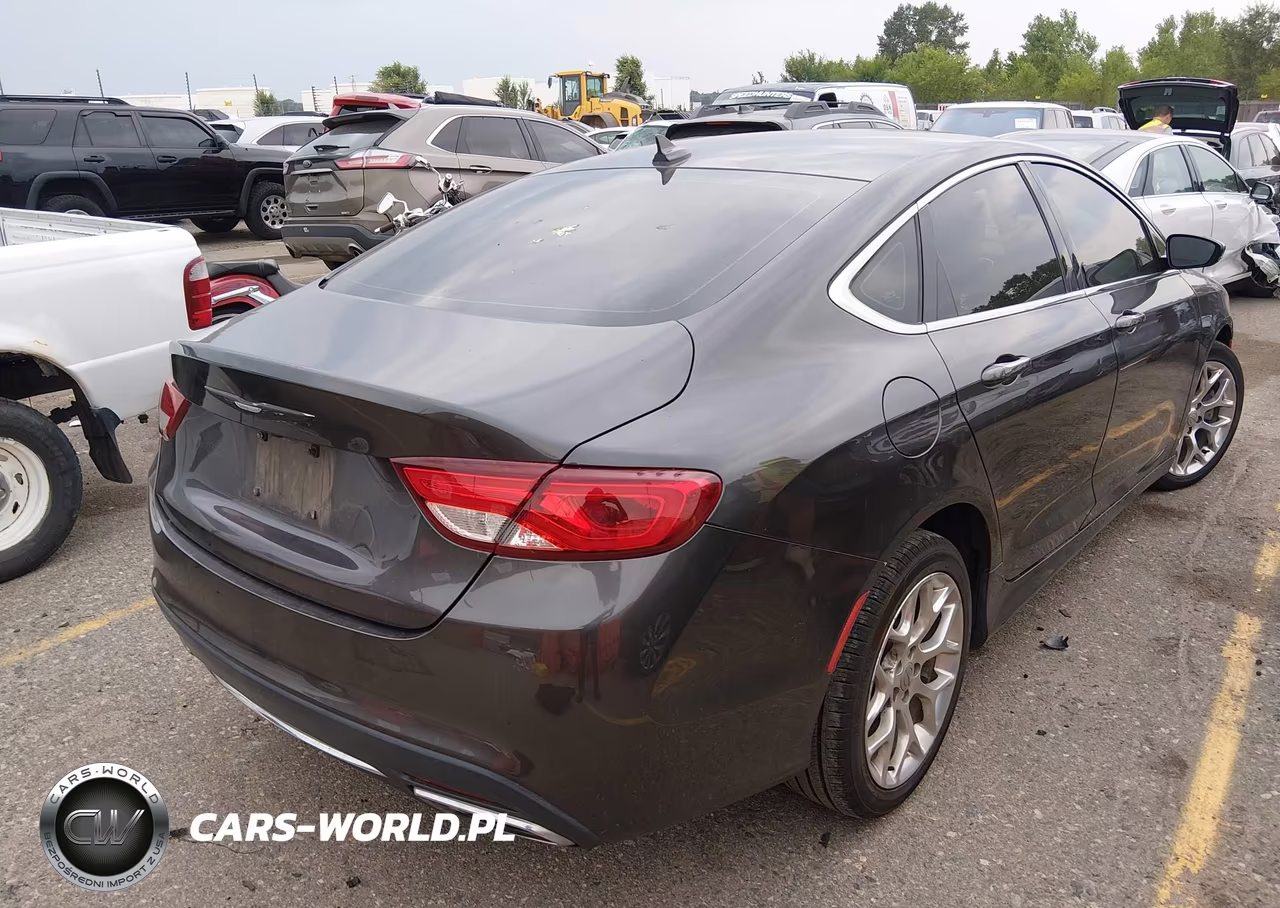 2016 Chrysler 200 C VIN:1C3CCCEG1GN130771 - 4