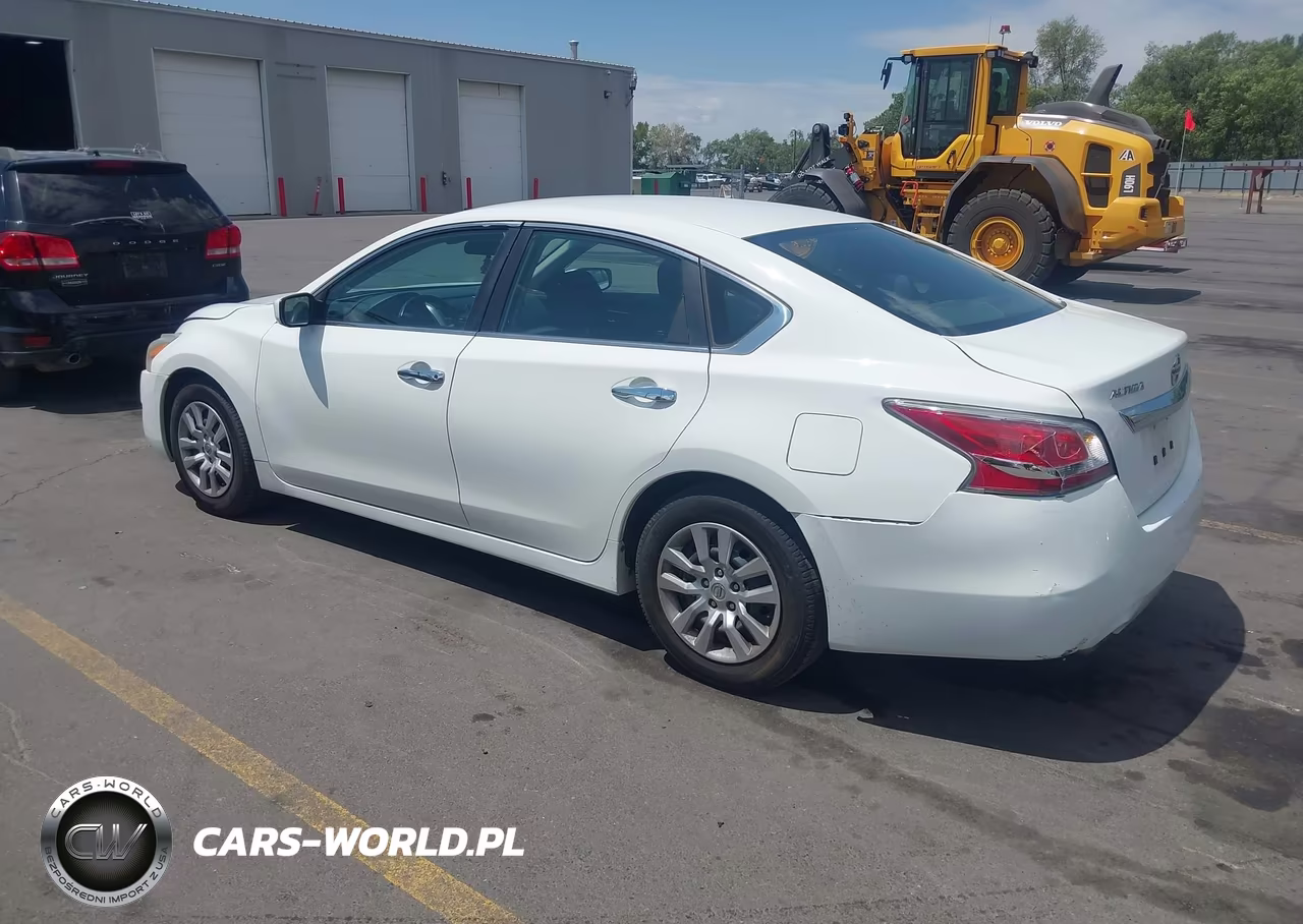 2015 Nissan Altima 2.5-2.5 S-2.5 Sl-2.5 Sv VIN:1N4AL3AP0FC275812 - 3