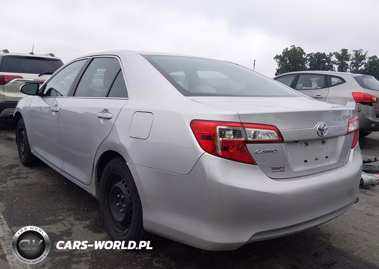 2014 Toyota Camry Le VIN:4T4BF1FK3ER414400 - 3